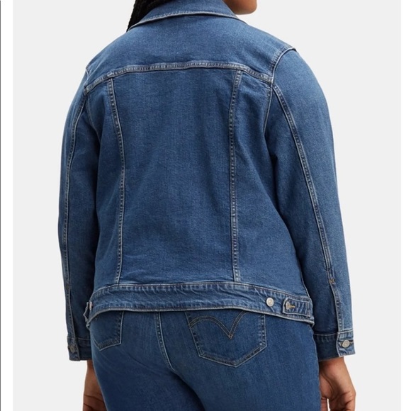 Levi’s Denim Trucker Jacket - Picture 2 of 2